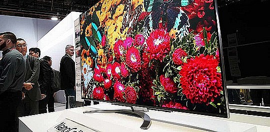 �������� LG 75SM8600 4K �75 ������