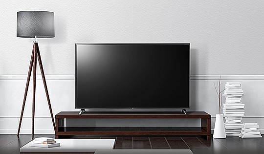 �������� LG 75UM7580 4K �75 ������